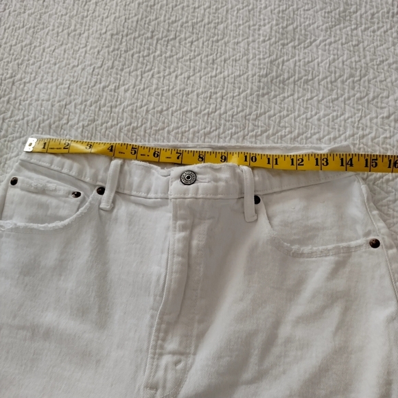 Abercrombie Curve Love The Mom High Rise Jean Distressed White Jeans Sz 31/12 - Picture 9 of 11